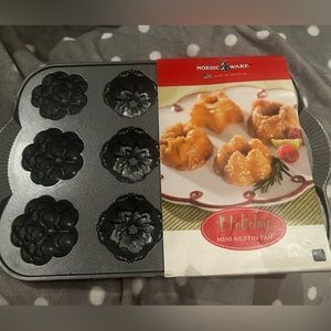 Nordic Ware Holiday Mini Muffin Pan